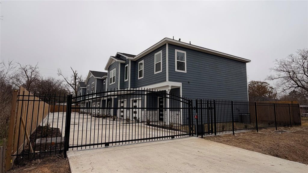 3533 Alderfer Street Unit#A or B
